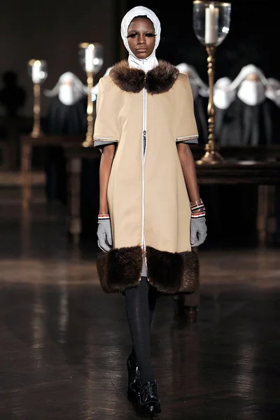 Look 8